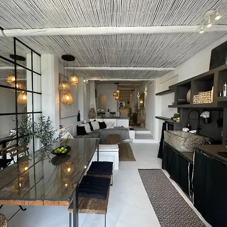 Loft 1 Beachfront Porto Faro Apartment